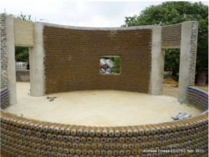 plastic_bottle_house